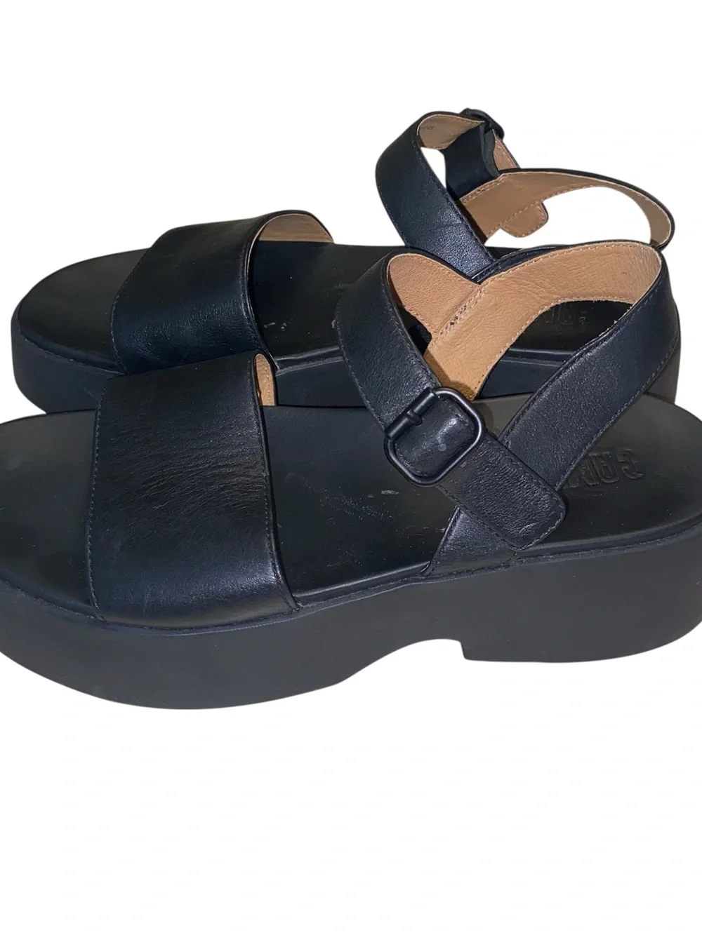 Camper shoes Womens Size 41 Black Platform Sandals Buckle Strap Leather Tasha